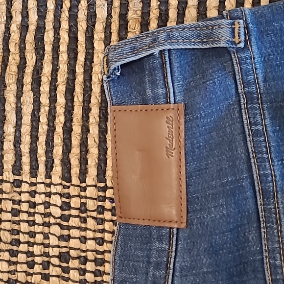 MADEWELL '10" ROADTRIPPER' SKINNY BUTTON FLY JEANS - Picture 13 of 13